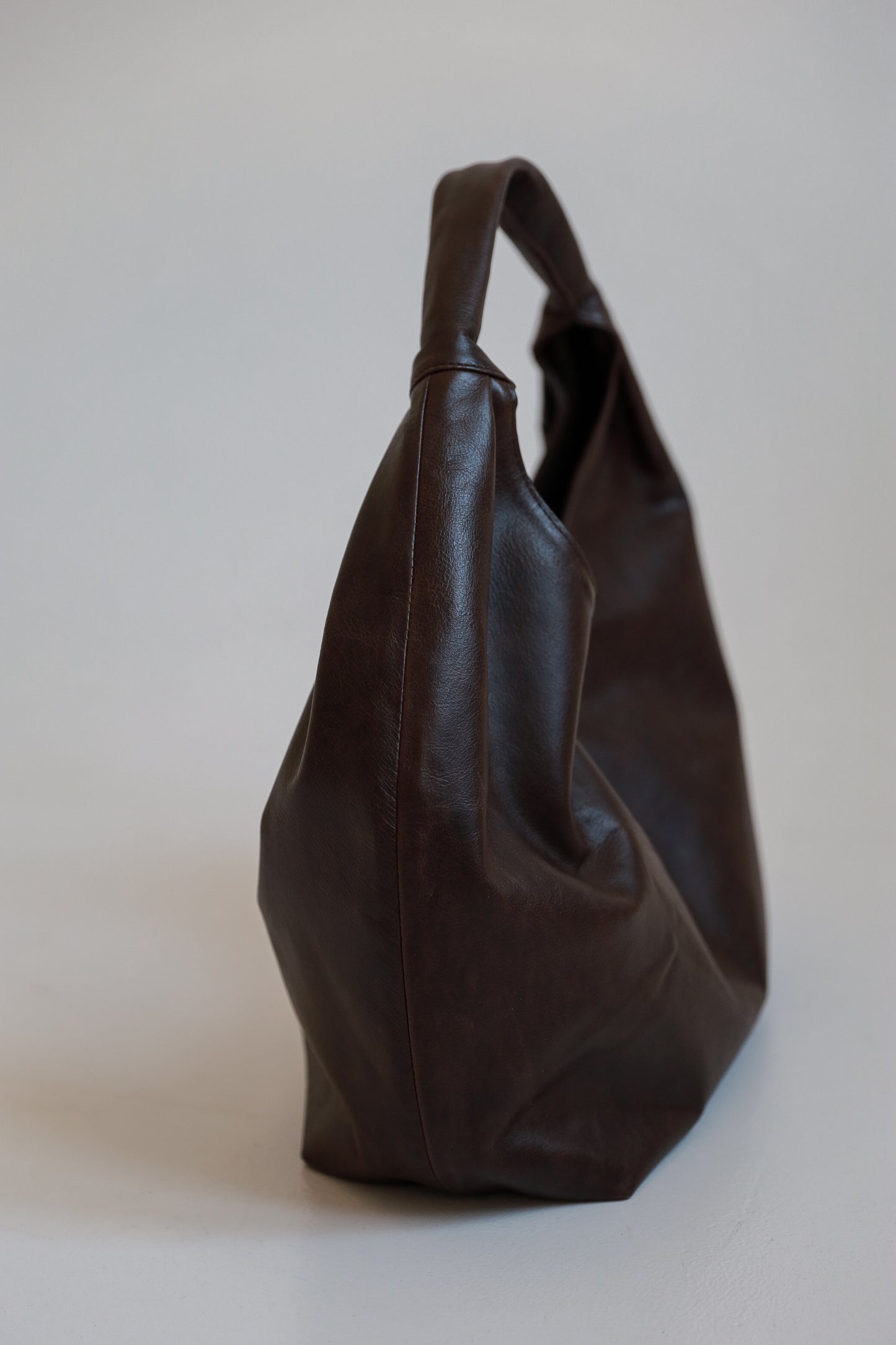 ONE. HASE maxi brown