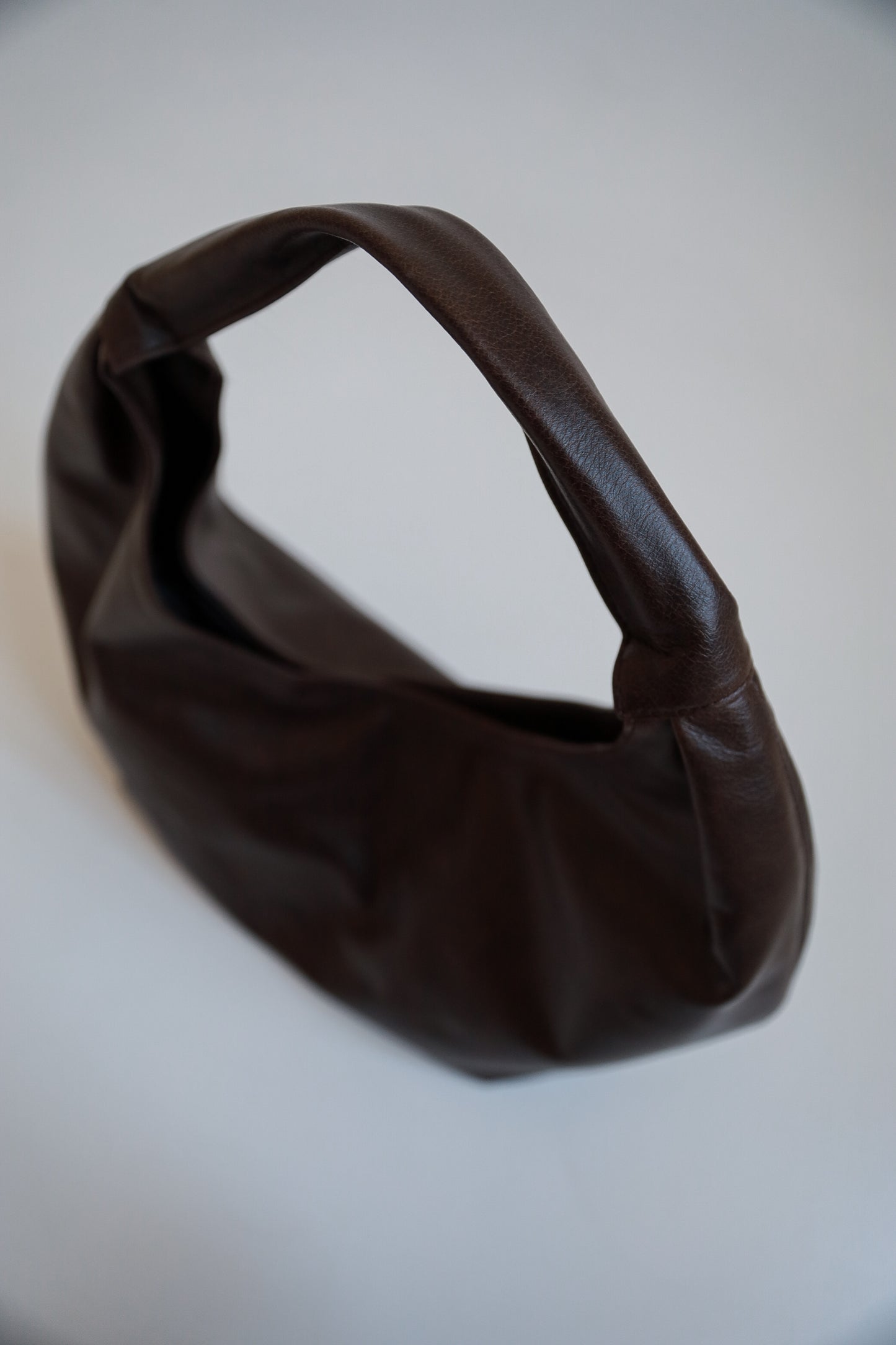 ONE. HASE maxi brown