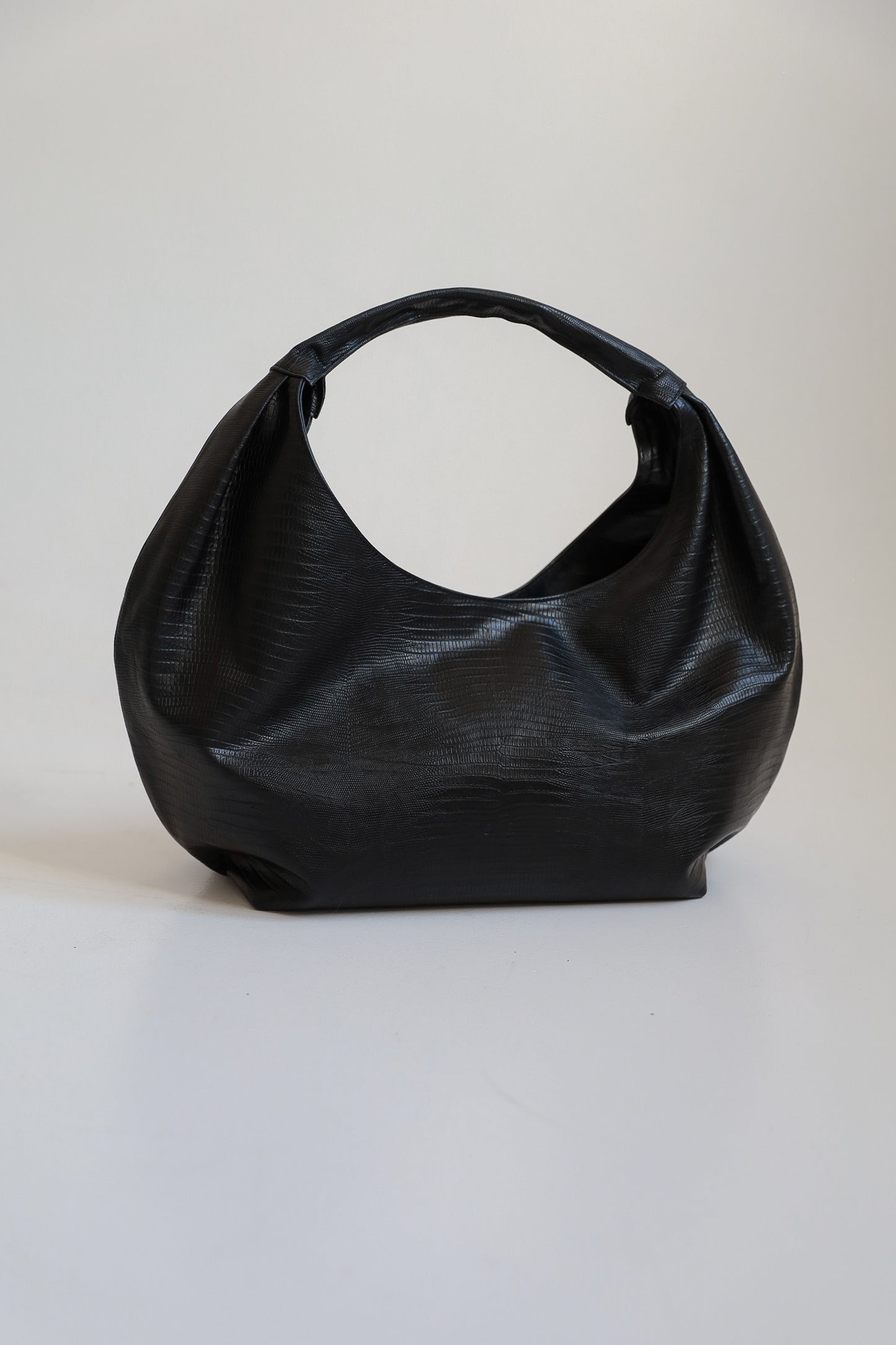 ONE. HASE maxi lizard