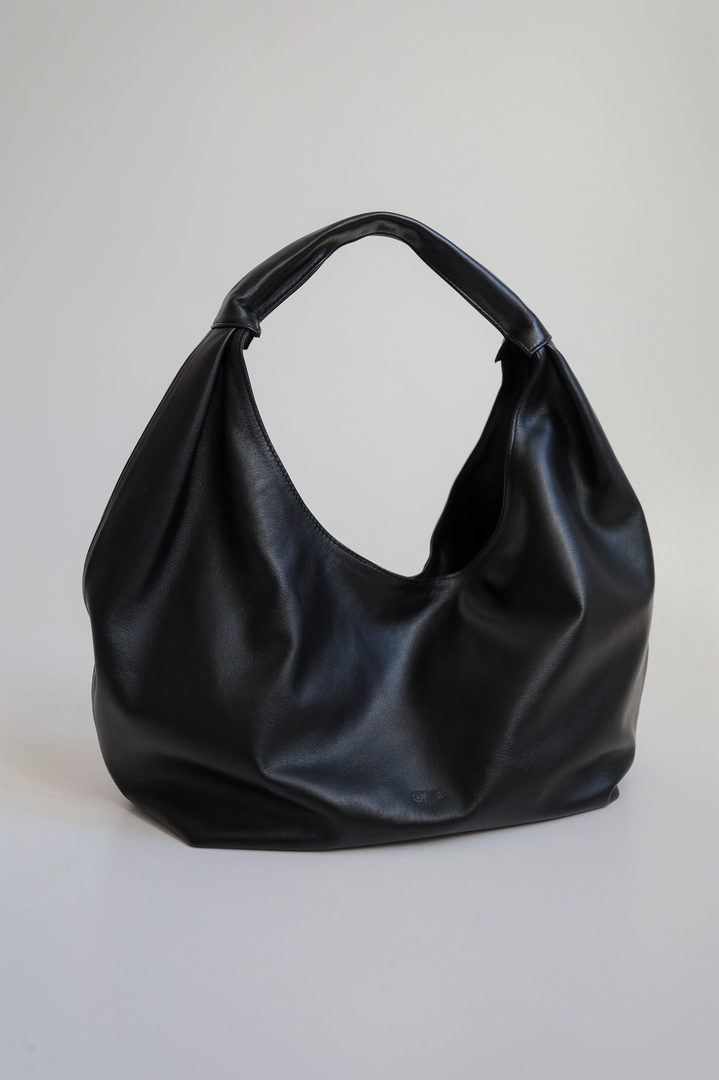 ONE. HASE maxi black