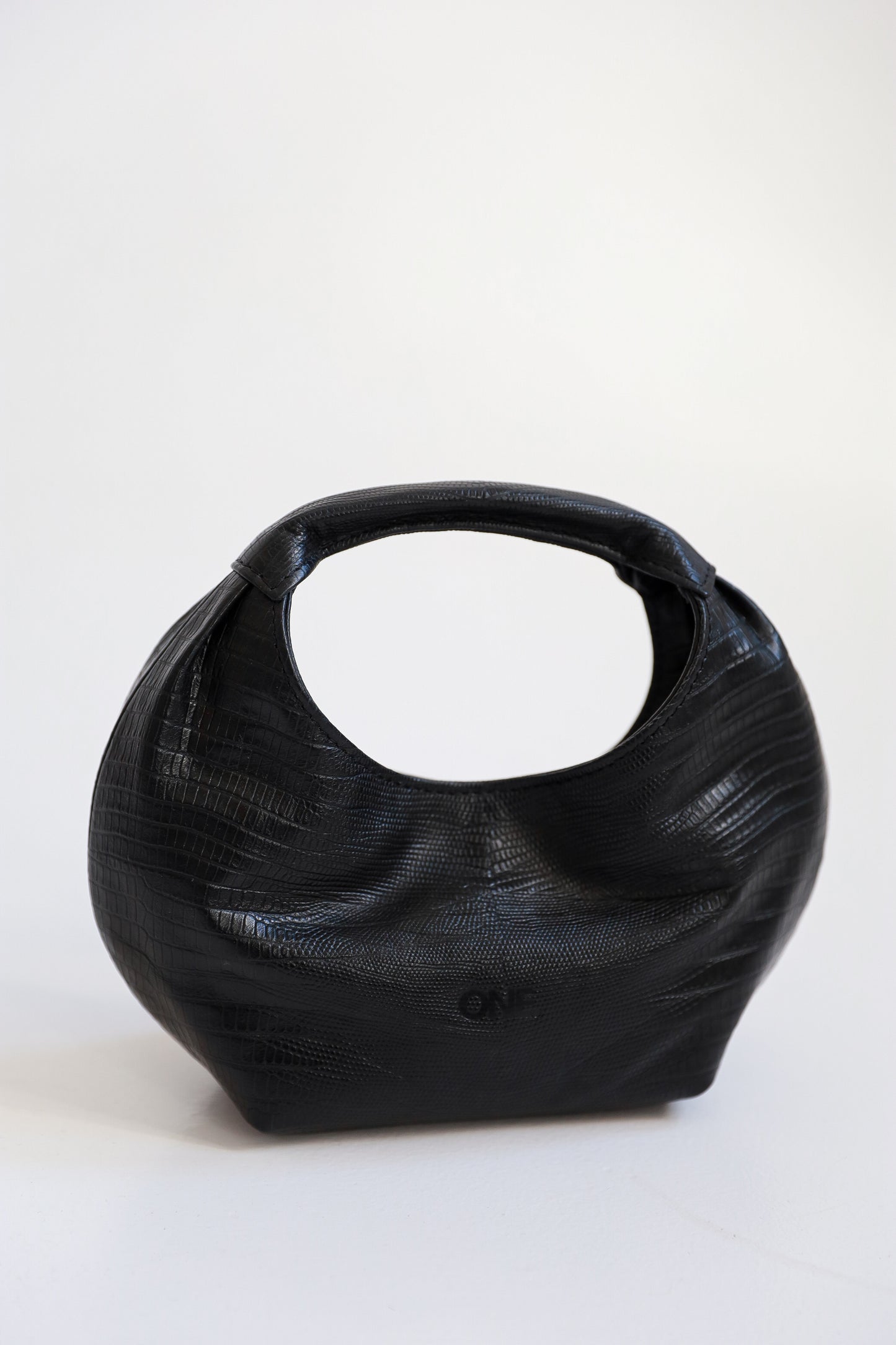 ONE. HASE mini lizard