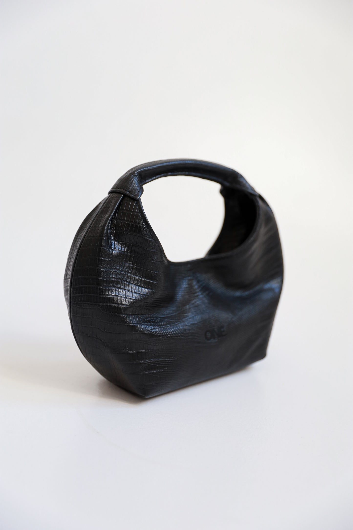 ONE. HASE mini lizard