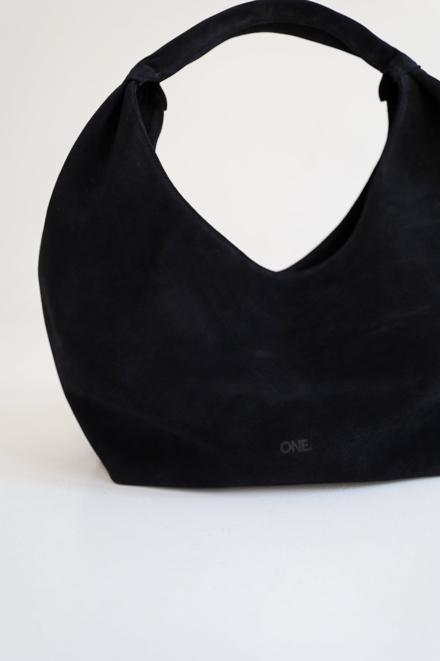 ONE. HASE maxi black suede (slow drop)
