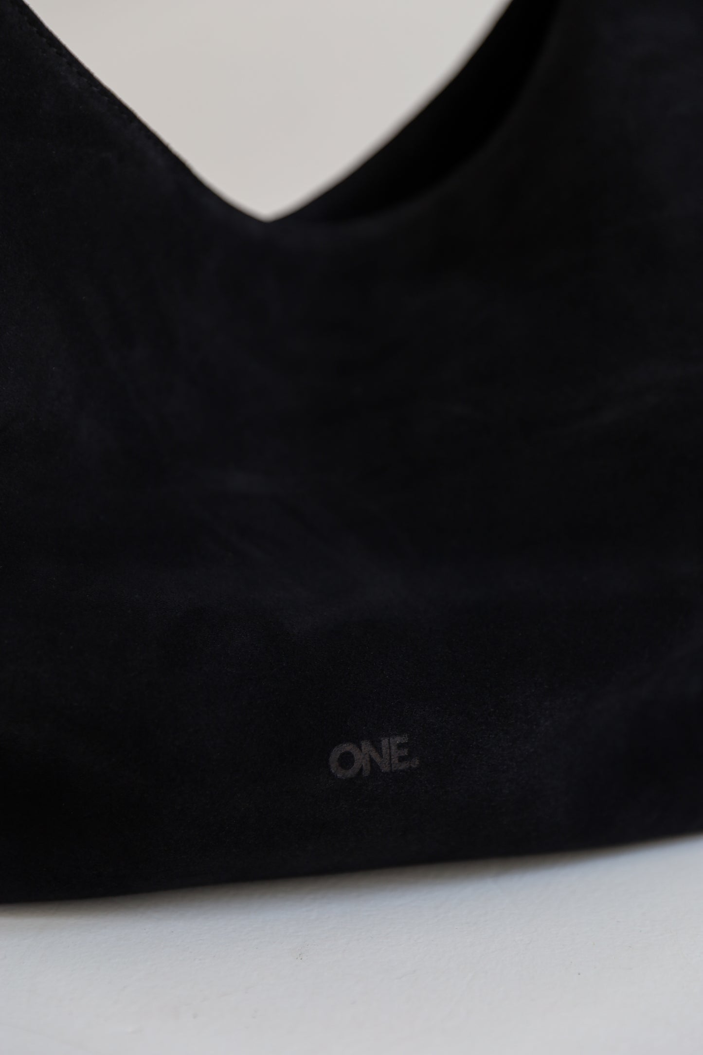 ONE. HASE maxi black suede (slow drop)
