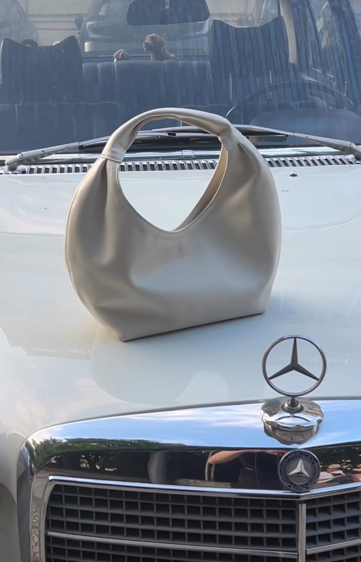 ONE. hase midi off - white