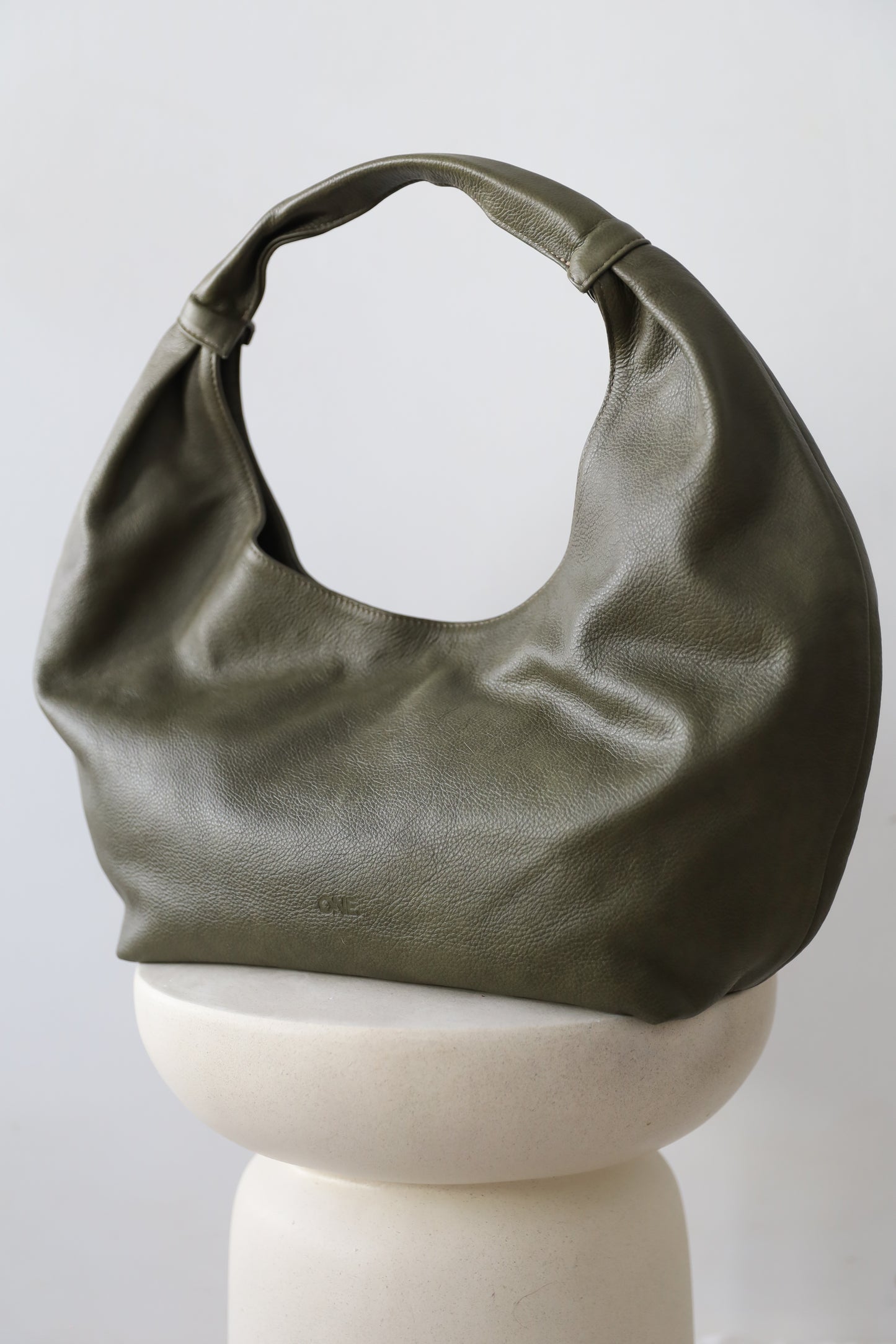 ONE. HASE maxi dirty pistachio